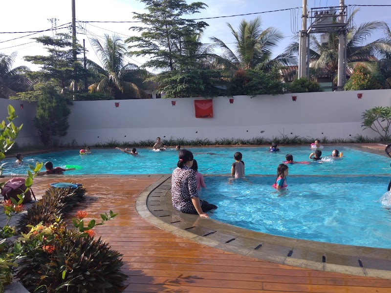 Kolam Renang Citronella in Kota Depok