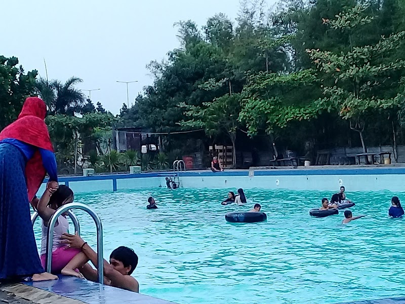 Kolam Renang Dewa Kembar in Tanjung Priok