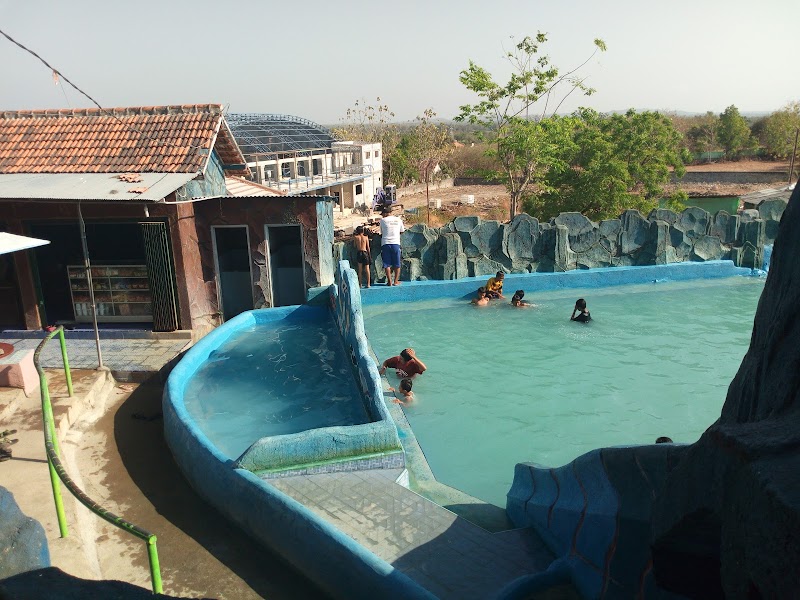 Kolam renang in Kab. Sampang
