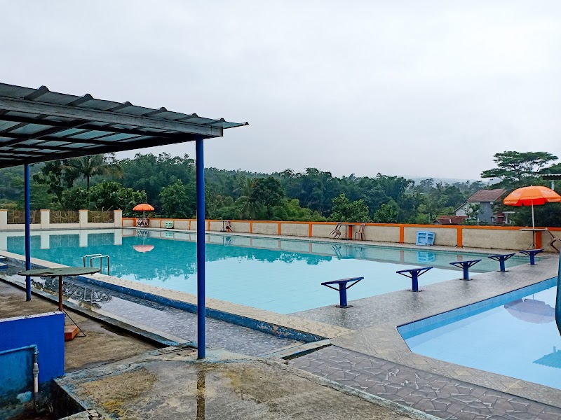 Kolam Renang PUTRA JAYA in Kab. Majalengka