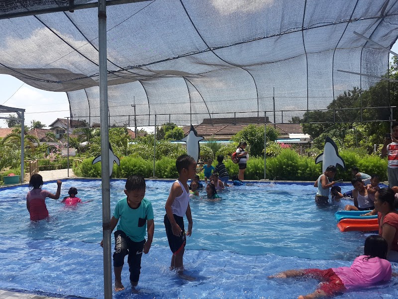 Kolam Renang Tirta Asri in Kab. Nganjuk