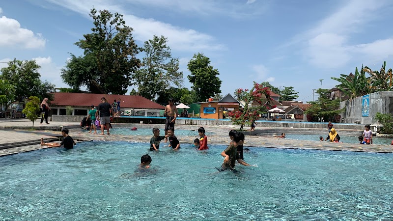 Kusuma Jalatirta in Kab. Klaten
