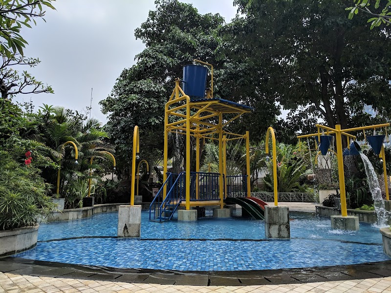 Rockstar Gym Swimming Pool in Tebet