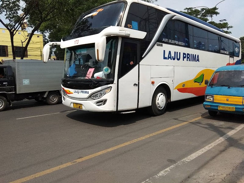 Agen Bus Laju Prima Margonda in Kota Depok