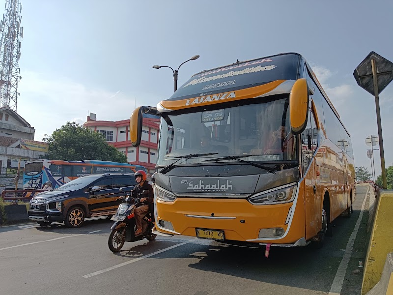 Agen Bus Laju Prima Margonda in Kota Depok