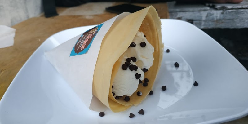 Almas crepes(ꦄꦭ꧀ꦩꦱ꧀ꦕꦿꦼꦥꦼꦱ꧀) in Kota Yogyakarta