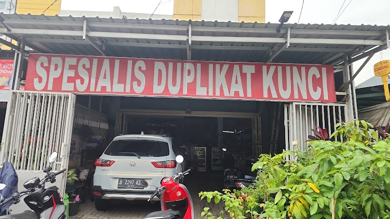 HENDRA DUPLIKAT KUNCI in Taruma Jaya